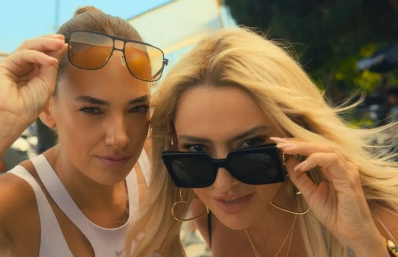 Hadise, Seda Bakan'ı yok saydı! Bakışı her şeyi anlattı 