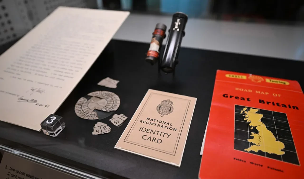 İstihbarat servisi kapılarını halka açtı! 100 yıllık operasyonlar gün yüzüne çıktı