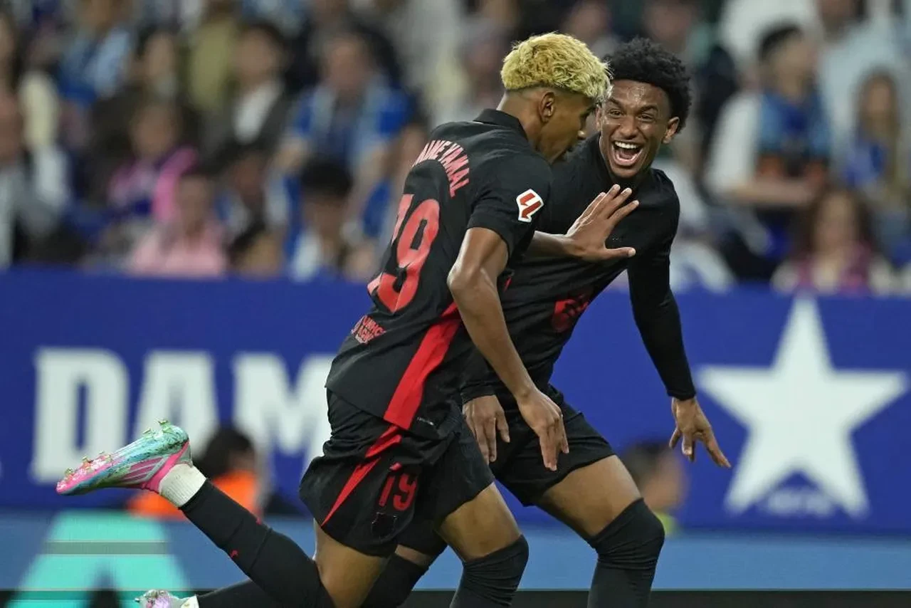 La Liga'da Barcelona şampiyonluğunu ilan etti!