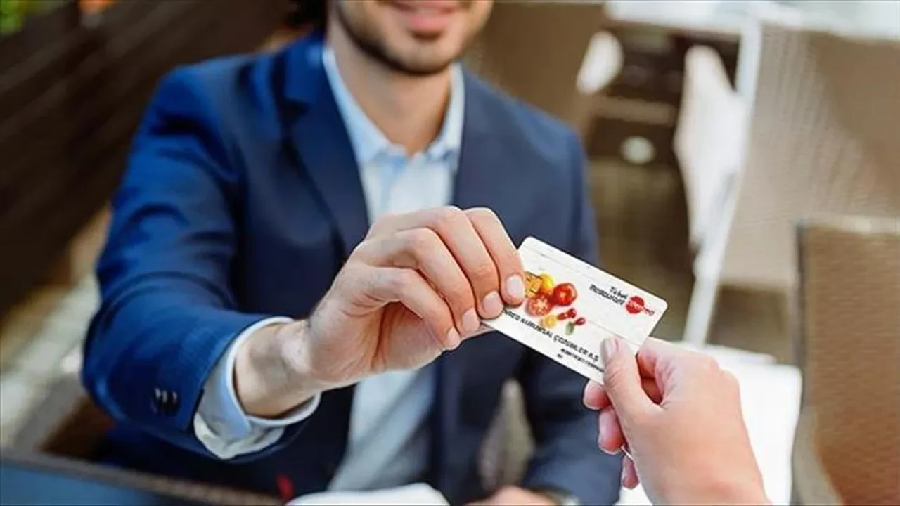 Milyonlarca çalışanı ilgilendiriyor: Danıştay son noktayı koydu! Yemek kartlarında yeni dönem