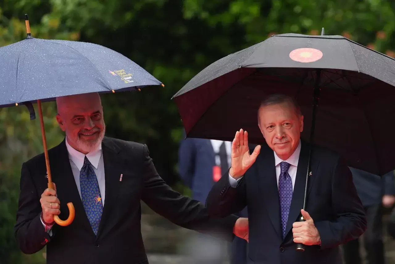 Son dakika | Cumhurbaşkanı Erdoğan Schengen vizesi açıklaması! 'Gözden geçirilmesi şart!'