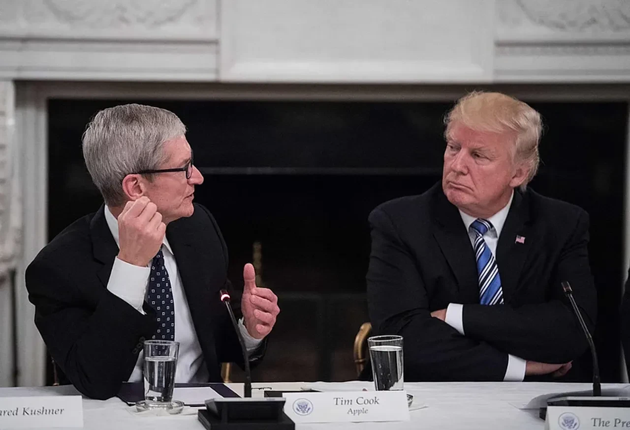 Trump, Apple'ın Hindistan planına karşı çıktı