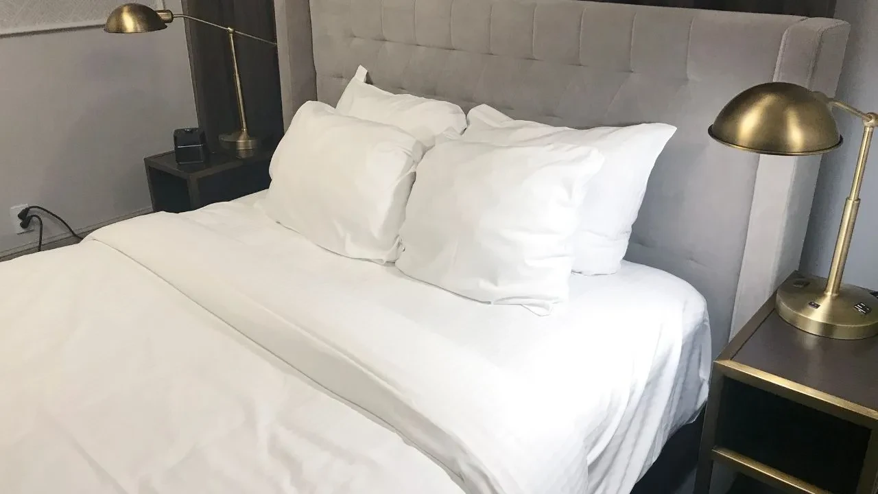 Uyanınca yorgun oluyorsanız yatağınızda bu 3 şey olabilir! Yataktaki görünmeyen tehlikeler