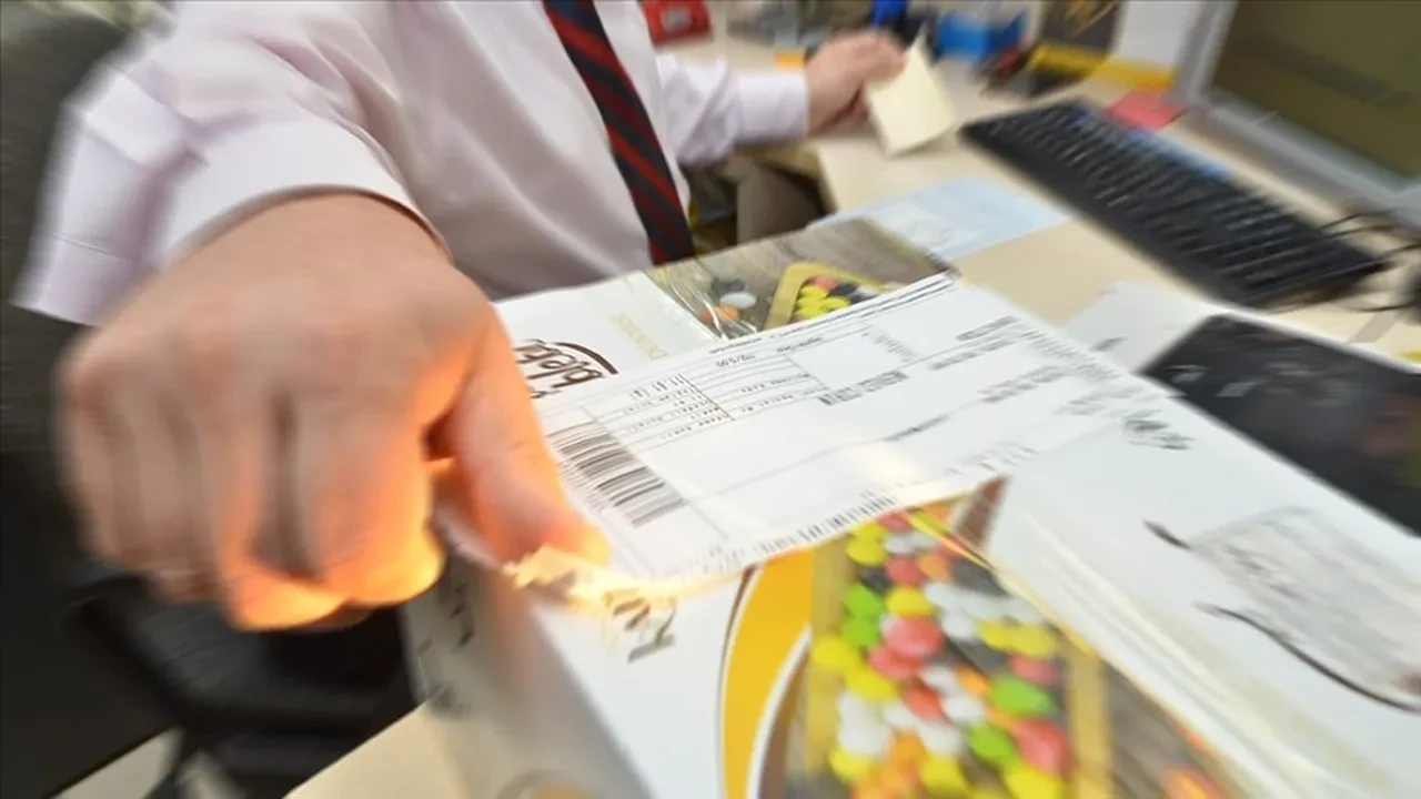 19 Mayıs'ta kargolar açık mı belli oldu! Bu tarihlerde kargo şirketleri kapalı olacak