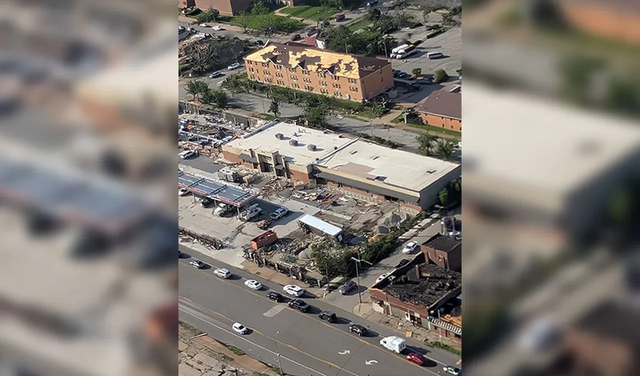 ABD'yi vuran fırtına ve hortum ülkeyi savaş alanına çevirdi! Çok sayıda ölü ve yaralı var