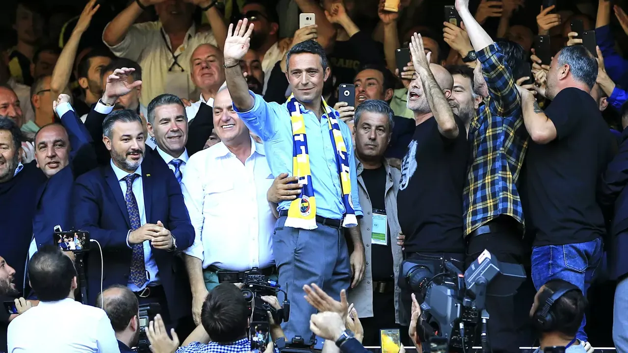 Aziz Yıldırım yeniden aday olacak iddiası! Fenerbahçe başkanlık yarışı için adaylar netleşiyor