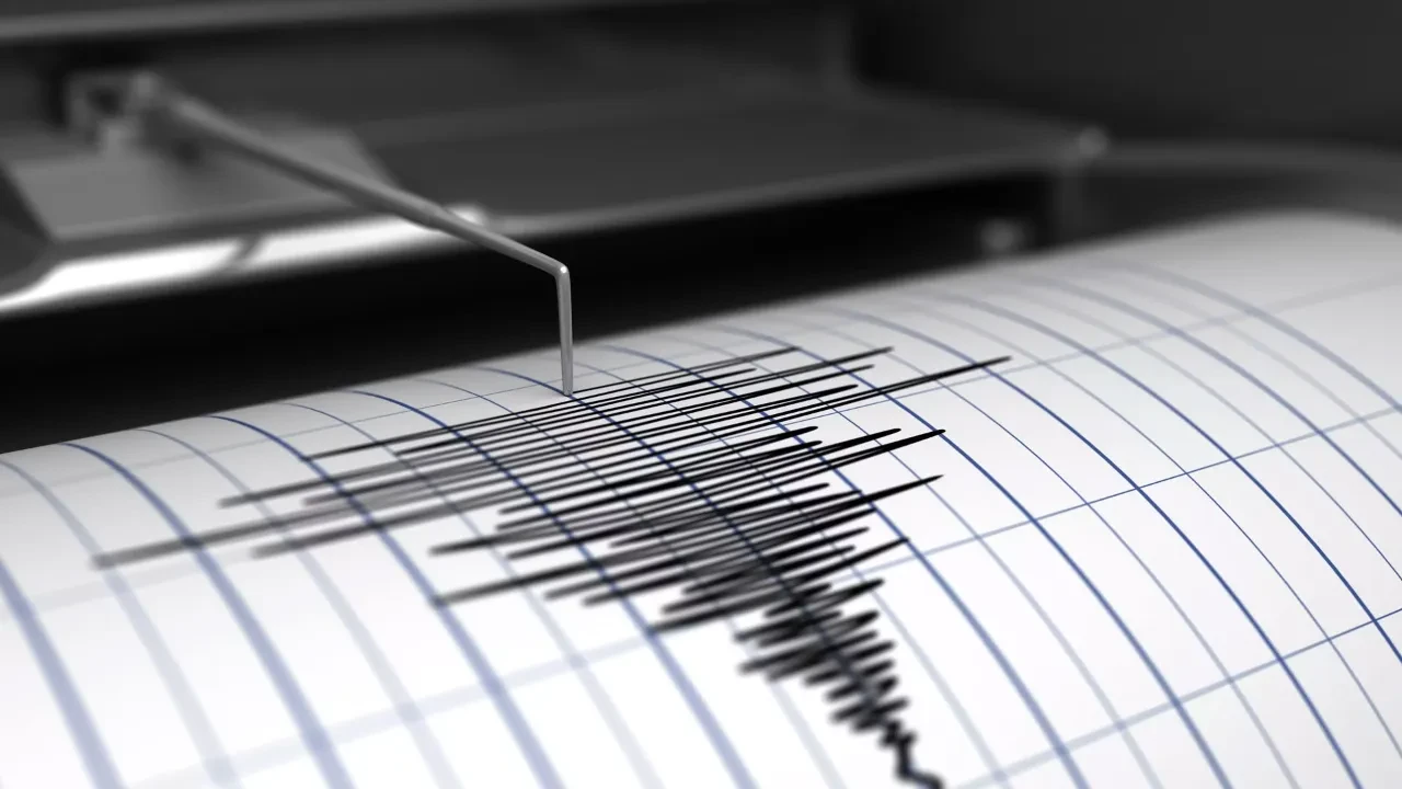 Dünya beşik gibi! Peru'da korkutan deprem