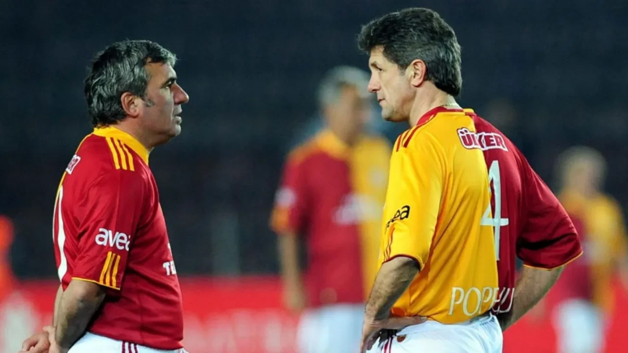 Galatasaray efsaneleri İstanbul’da! Çiçeklerle karşılandılar