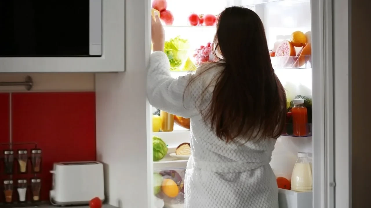 Gece uykudan yemek için uyanıyorsanız vücudunuz sinyal veriyor olabilir
