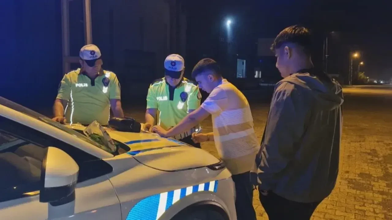 Hatay’da trafik denetiminde Tofaş sürücüsüne 993 TL ceza!