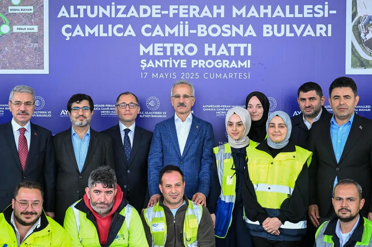 İstanbul'a yeni metro hattı! Bakan Uraloğlu projeyi inceledi