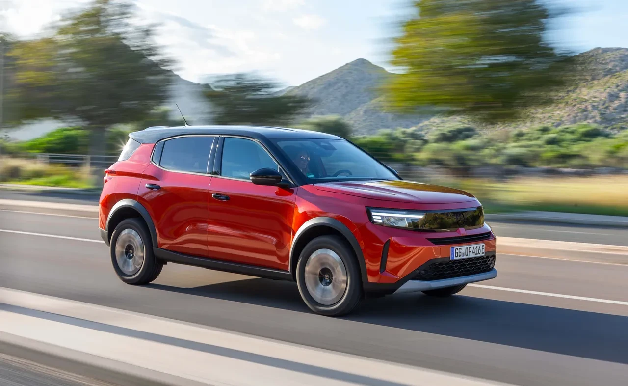 Opel’in yeni Elektrikli B-SUV modeli Frontera Türkiye’de satışta