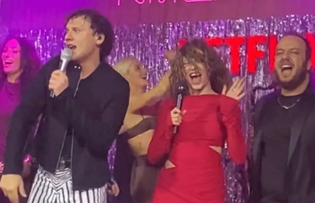 Serenay Sarıkaya geri döndü! Son hali Akasya Durağı'ndaki oyuncuya beğenildi