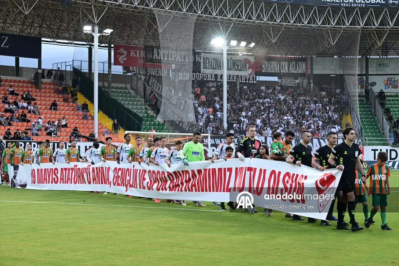 Alanyaspor kümede kalma yolunda Beşiktaş'tan altın değerinde 1 puan aldı!