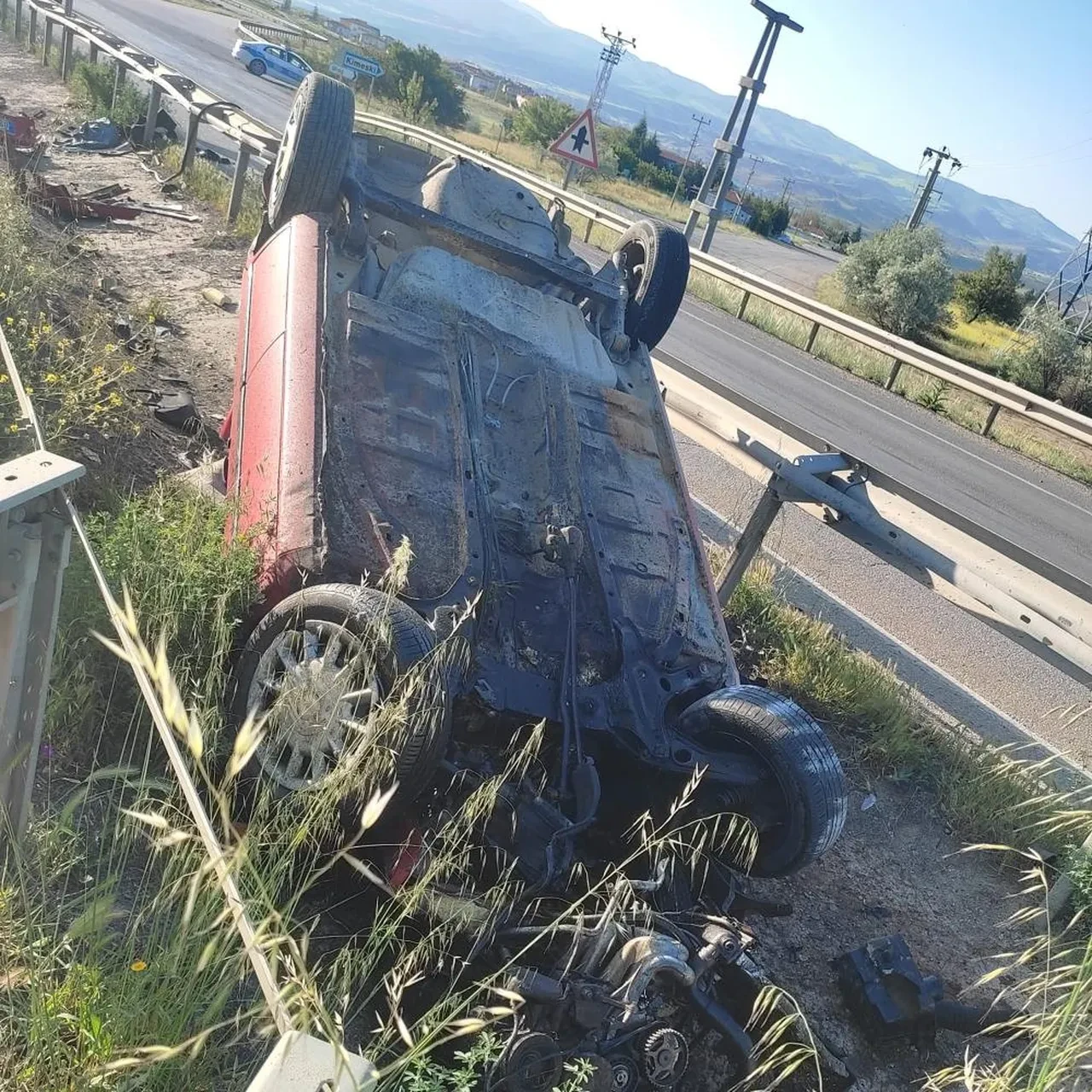 Alkollü şekilde direksiyona geçince olanlar oldu! Otomobil şarampole uçtu