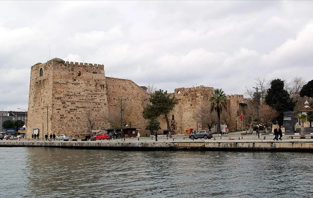 Bugün hava nasıl? Önce kuvvetli yağış ardından yaz sıcakları! Meteoroloji tarih verdi