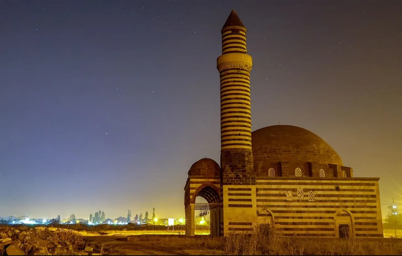Bugün hava nasıl? Önce kuvvetli yağış ardından yaz sıcakları! Meteoroloji tarih verdi