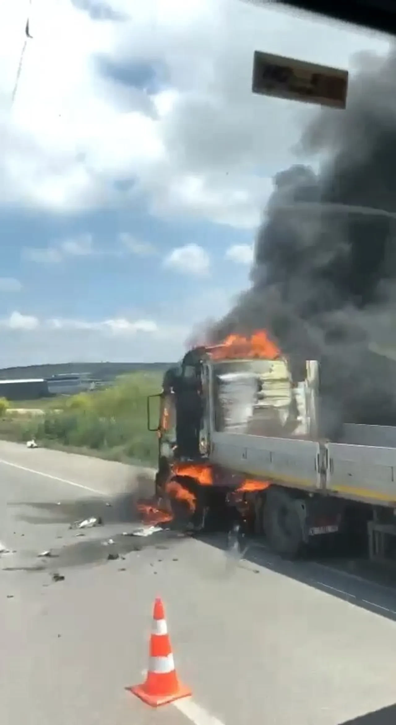Bursa'da korku dolu dakikalar: Bir anda alev topuna döndü!