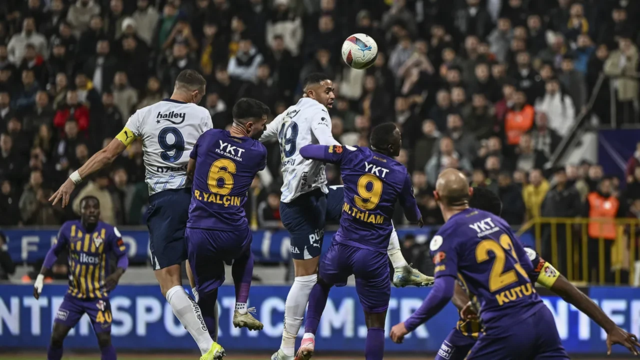 Fenerbahçe Eyüpspor maçı nereden izlenir, hangi kanalda? FB maçına saatler kaldı