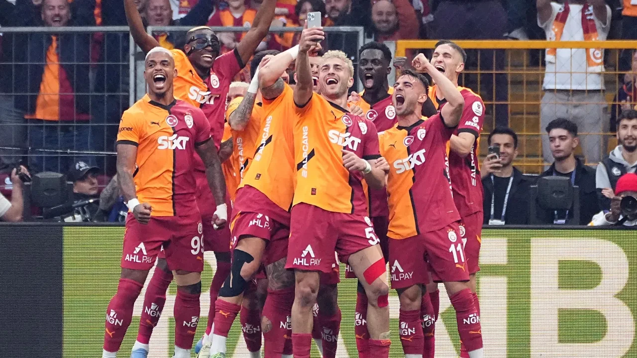 Galatasaray 25. kez şampiyon oldu: Ve 5. yıldız da geldi! 