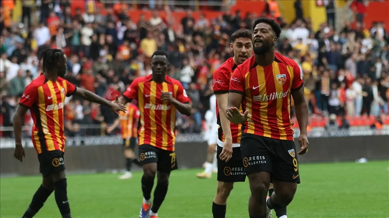 Galatasaray Kayserispor maç kadrosu, muhtemel ilk 11! Okan Buruk'un GS Kayserispor taktiği