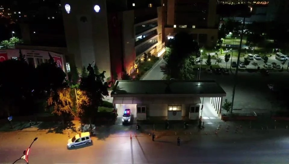 Manisa'da gece uygulaması: "Narko Alan Uygulaması"nda aranan 5 şahıs yakalandı!