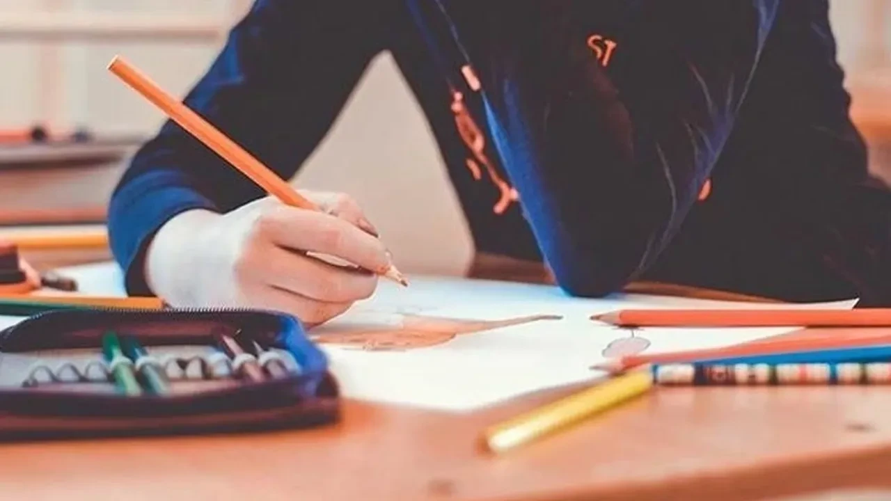 MEB denetime çıktı, yüzlerce diploma iptal edildi! Özel okullar hayali not dağıtmış