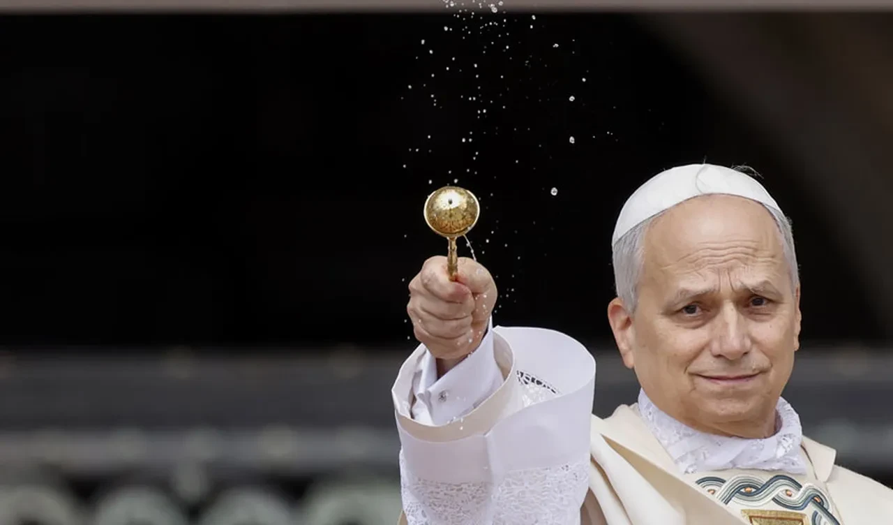 Papa 14. Leo için Vatikan'da göreve başlama töreni: Yüzüğünün değeri dudak uçuklatan cinsten