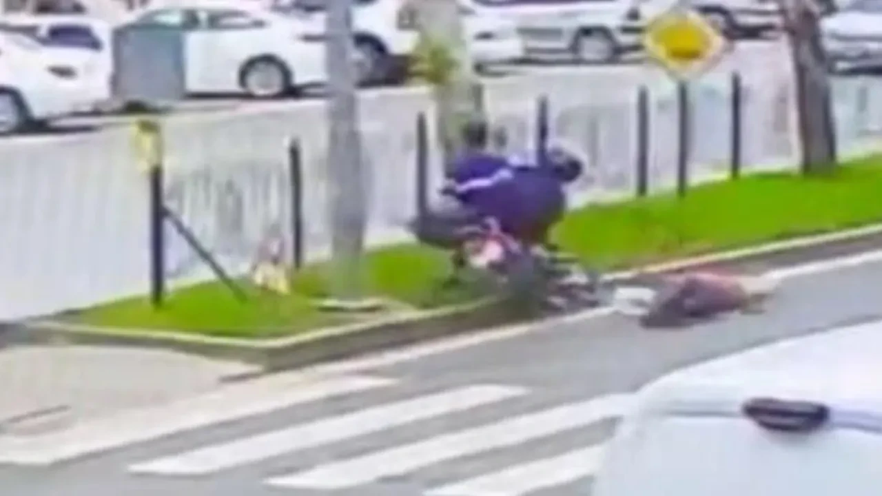 Yaya geçidinde feci kaza kamerada! 5 günlük yaşam savaşını kaybetti