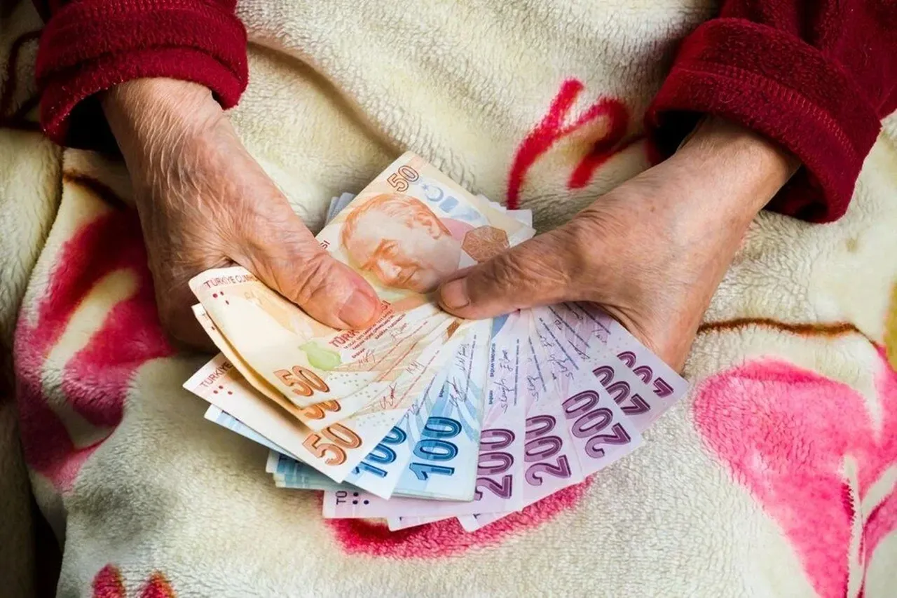 2025 emekli bayram ikramiyesi ne kadar ikramiyeler ne zaman yatacak?