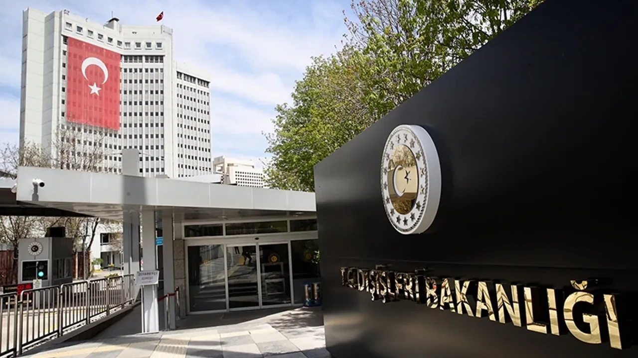 Dışişleri Bakanlığı'ndan Yunanistan tepkisi: Hezeyan dolu açıklamaları kınıyoruz