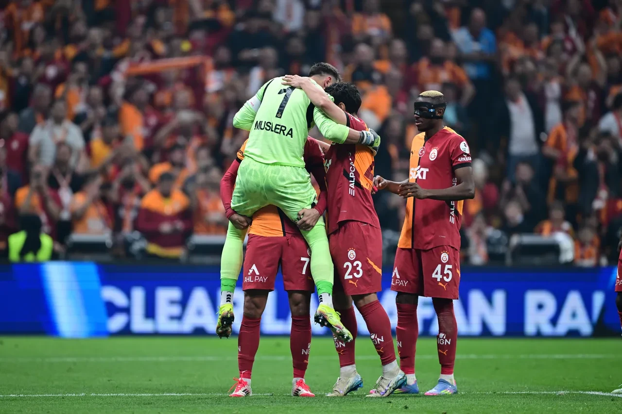 Galatasaray'a rekor gelir! Şampiyonun kasası dolup taşacak