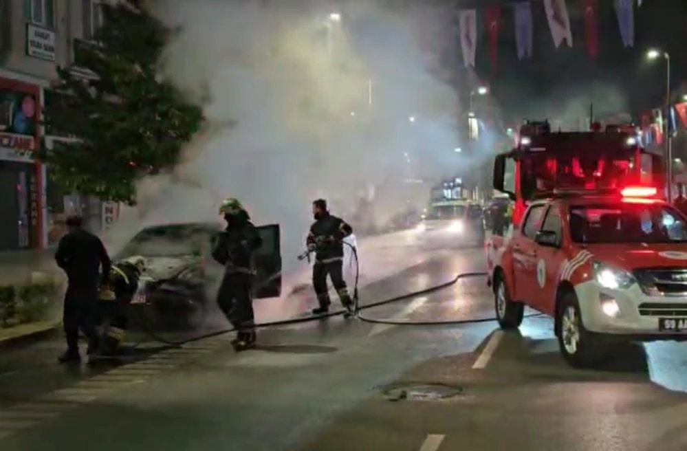 Çerkezköy’de korku dolu anlar: Otomobil çalıştırılınca patladı, alev alev yandı!