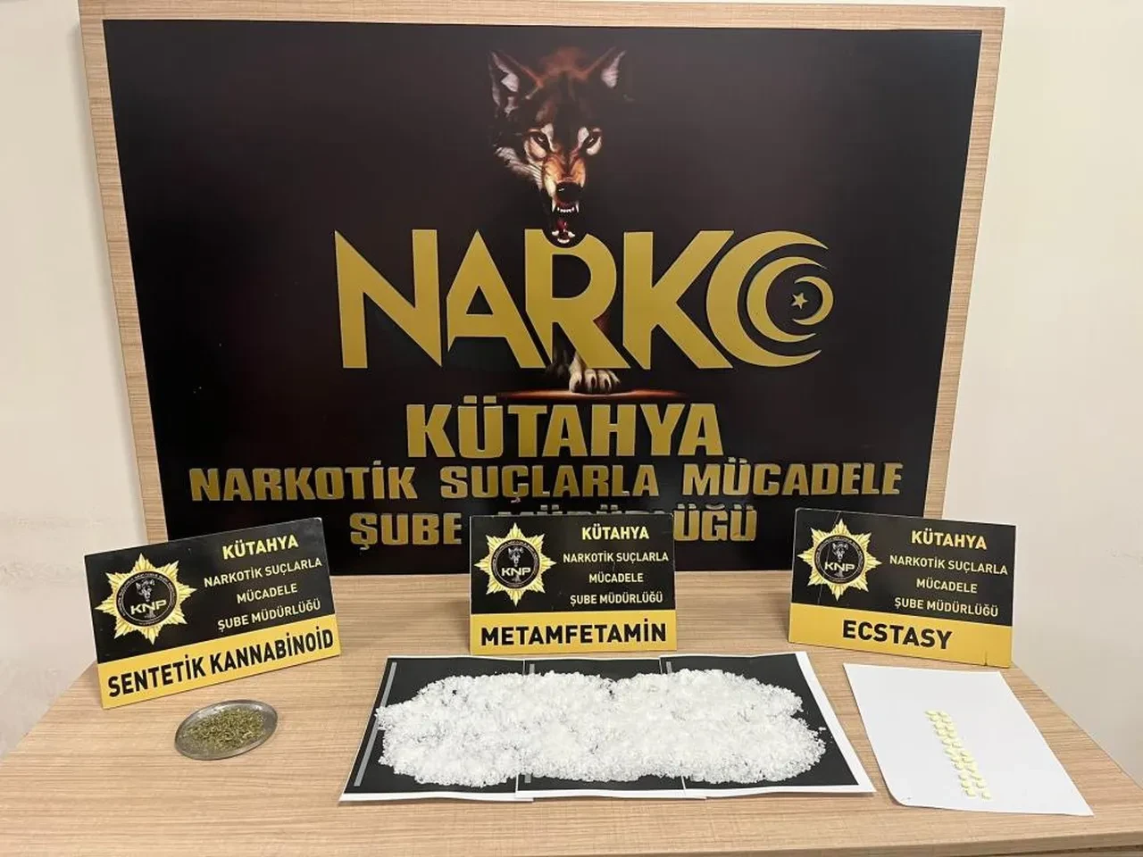 Kütahya'da zehir tacirlerine operasyon! 6 şüpheli tutuklandı