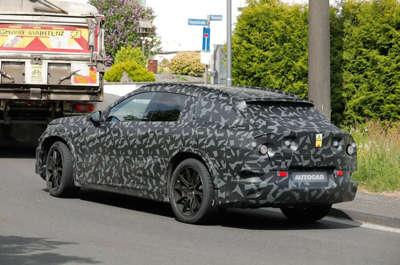 Mercedes-AMG'den 1.000 beygir gücünde elektrikli SUV: Hem asfalt hem arazide rüzgar gibi esecek