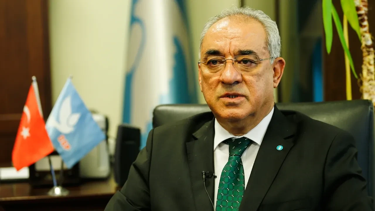 Siyasilerden 19 Mayıs mesajları: Türkiye'nin gücü gençliğidir