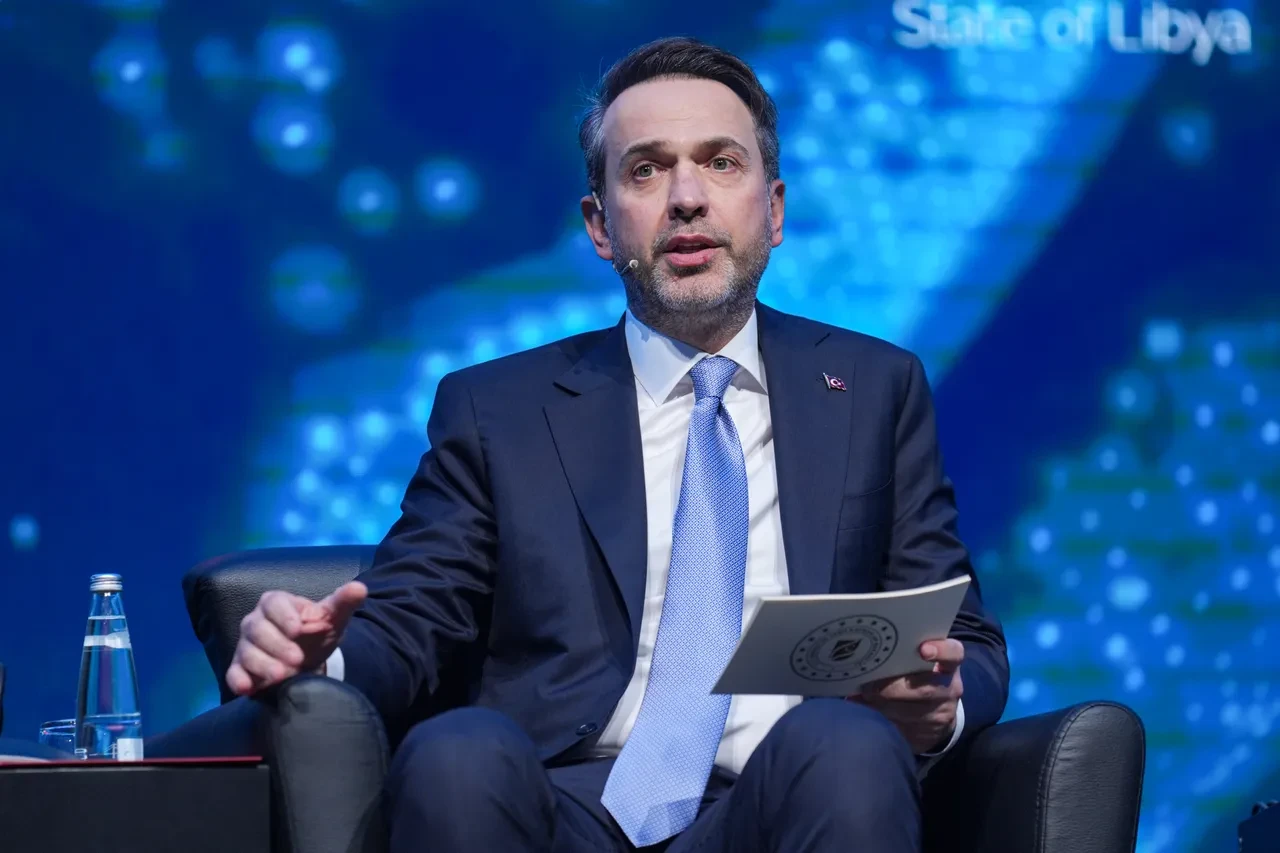 Bakan Bayraktar Karadeniz'i işaret edip tarih verdi: Yeni müjdeyi paylaşabiliriz