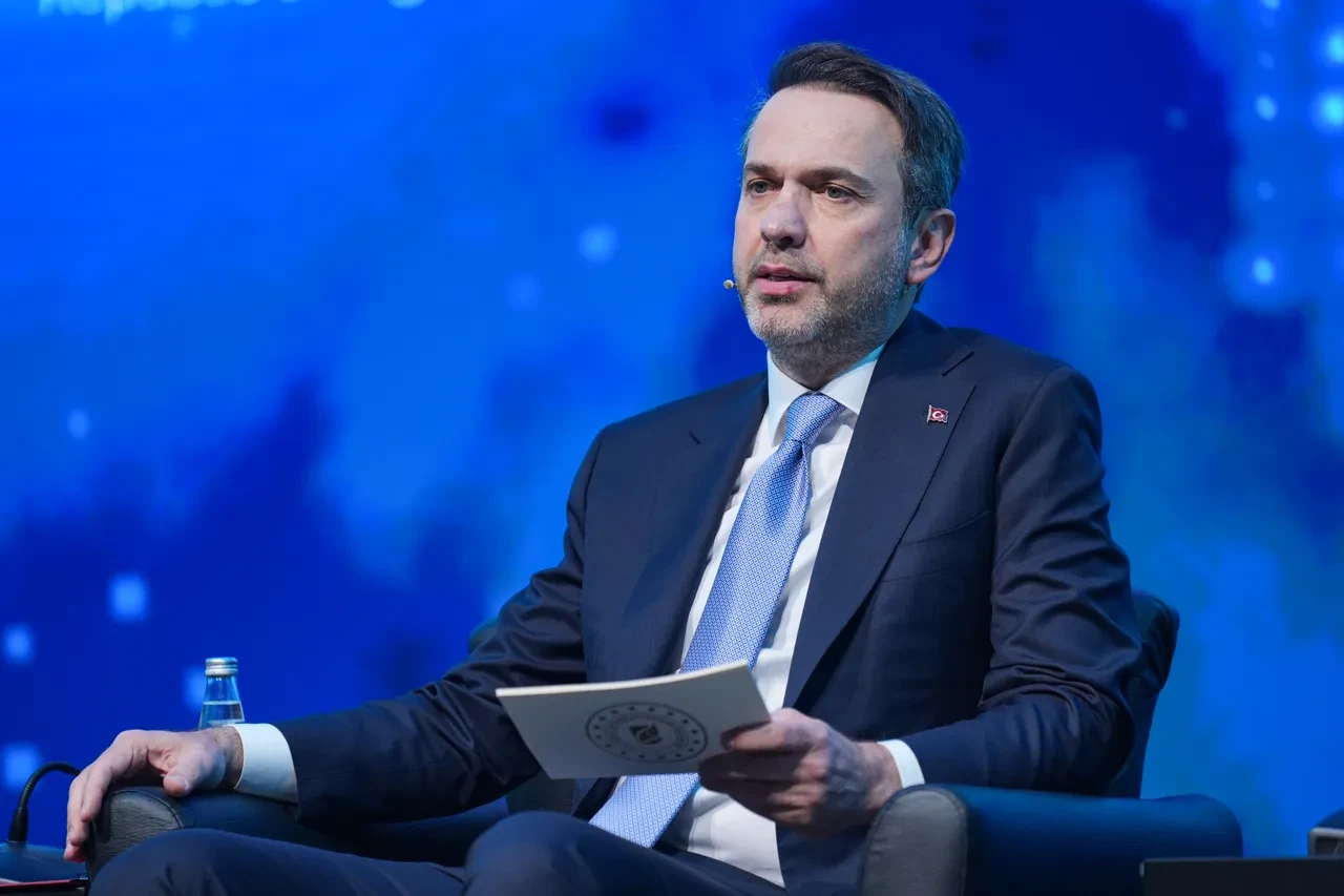 Bakan Bayraktar Karadeniz'i işaret edip tarih verdi: Yeni müjdeyi paylaşabiliriz