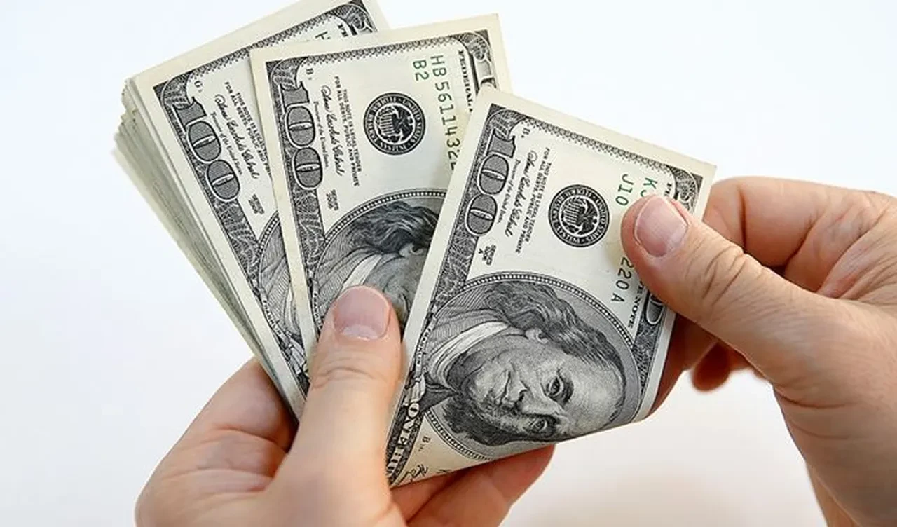 Döviz kurlarında hareketlilik! İşte 2 Mayıs 2025 döviz kurları; dolar, euro ve sterlin fiyatı...