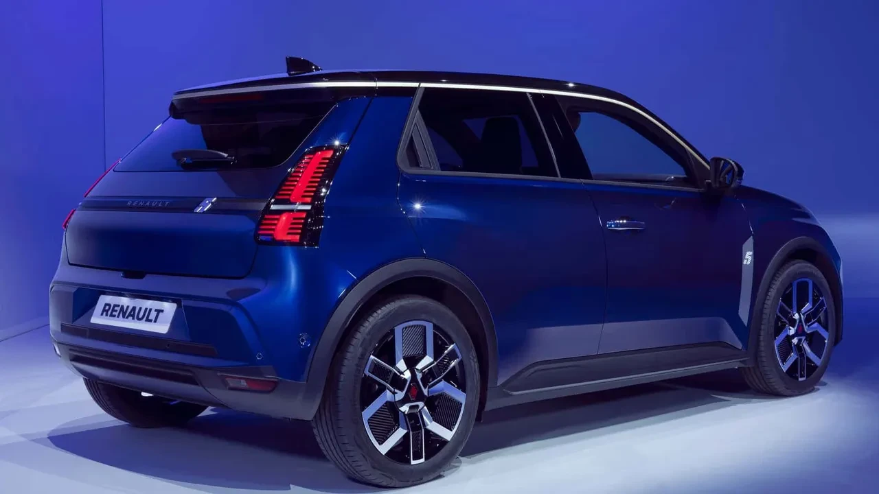 Elektrikli Renault 5 Türkiye fiyatı ortaya çıktı! 30 yılın ardından geri dönüyor