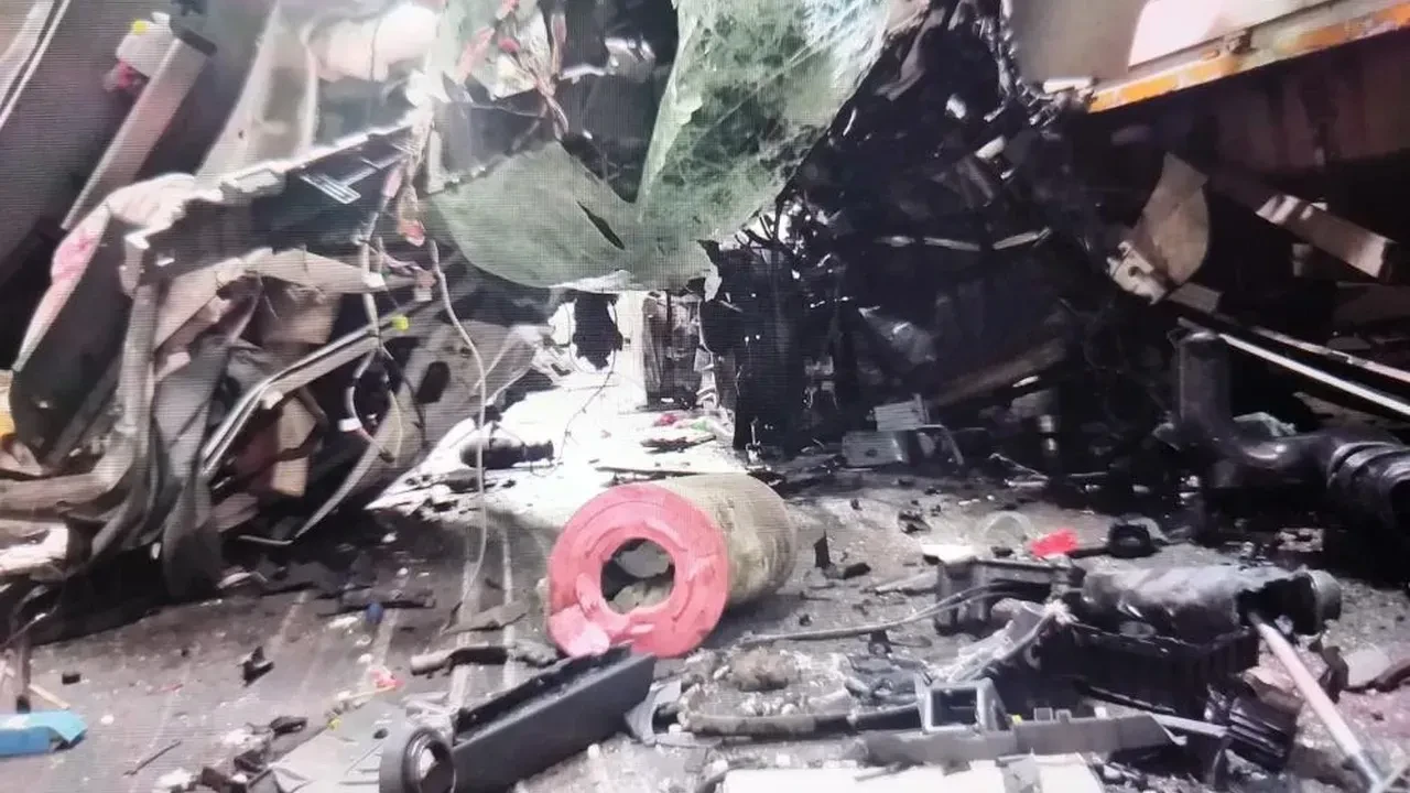 Erkenek Tüneli’nde trafik kazası: 1 ağır yaralı