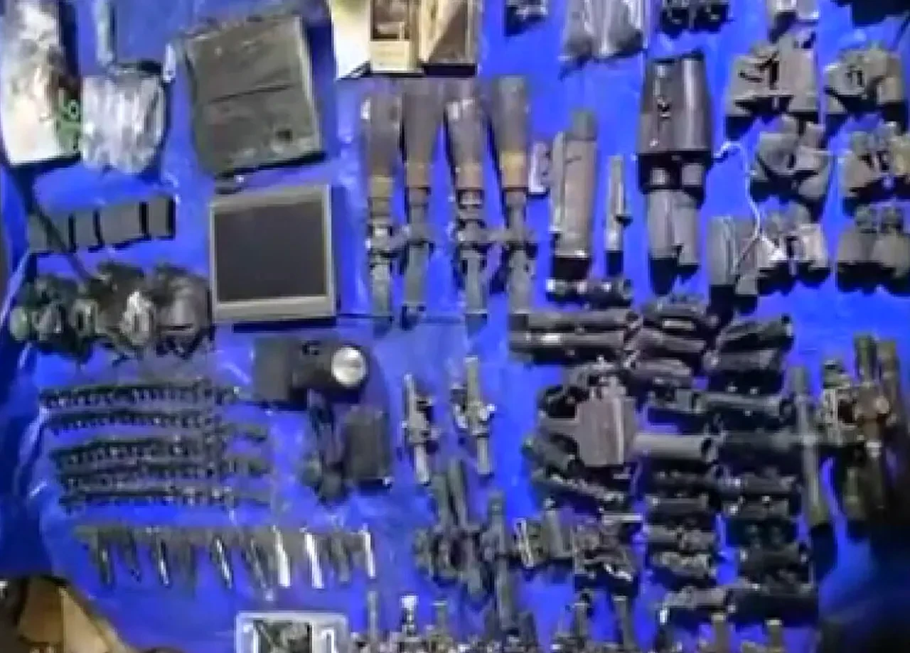 MSB'den Irak'ın kuzeyine darbe! Terörist mağarası imha edildi, cephanelik ele geçirildi!