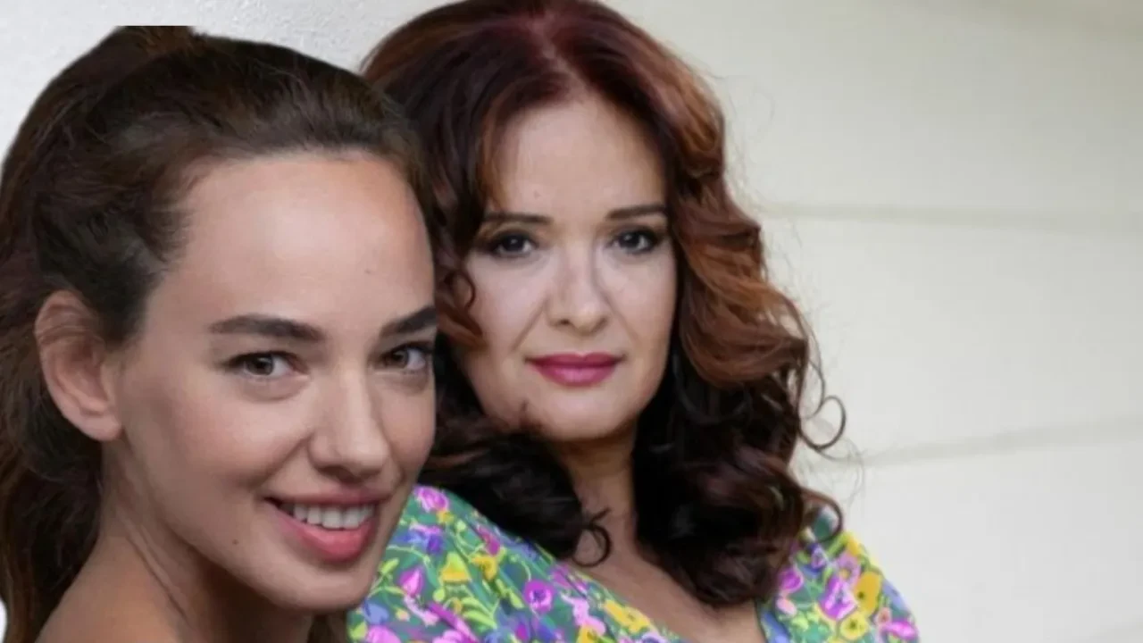 Seda Bakan, Müjde Ar ile buluştu! İki ismin benzerliğine yorum yağdı 