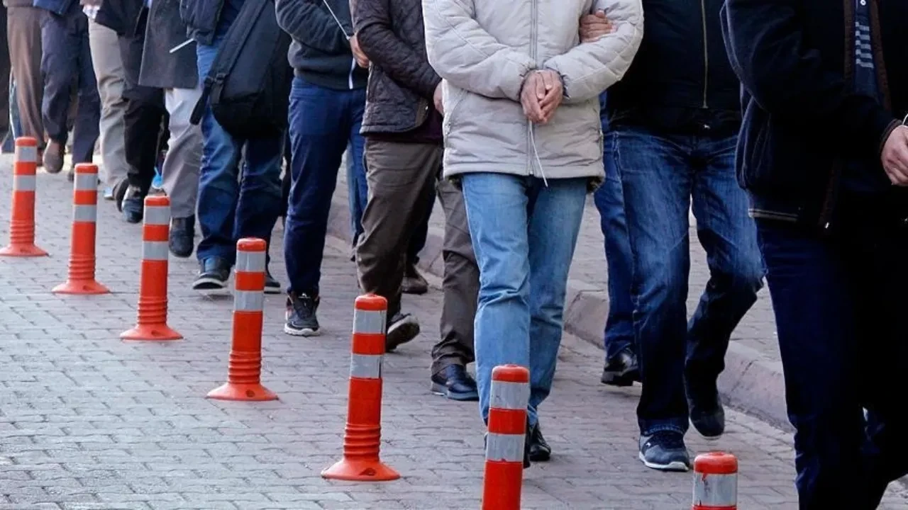 Sivas’ta göçmen kaçakçılığına 4 tutuklama