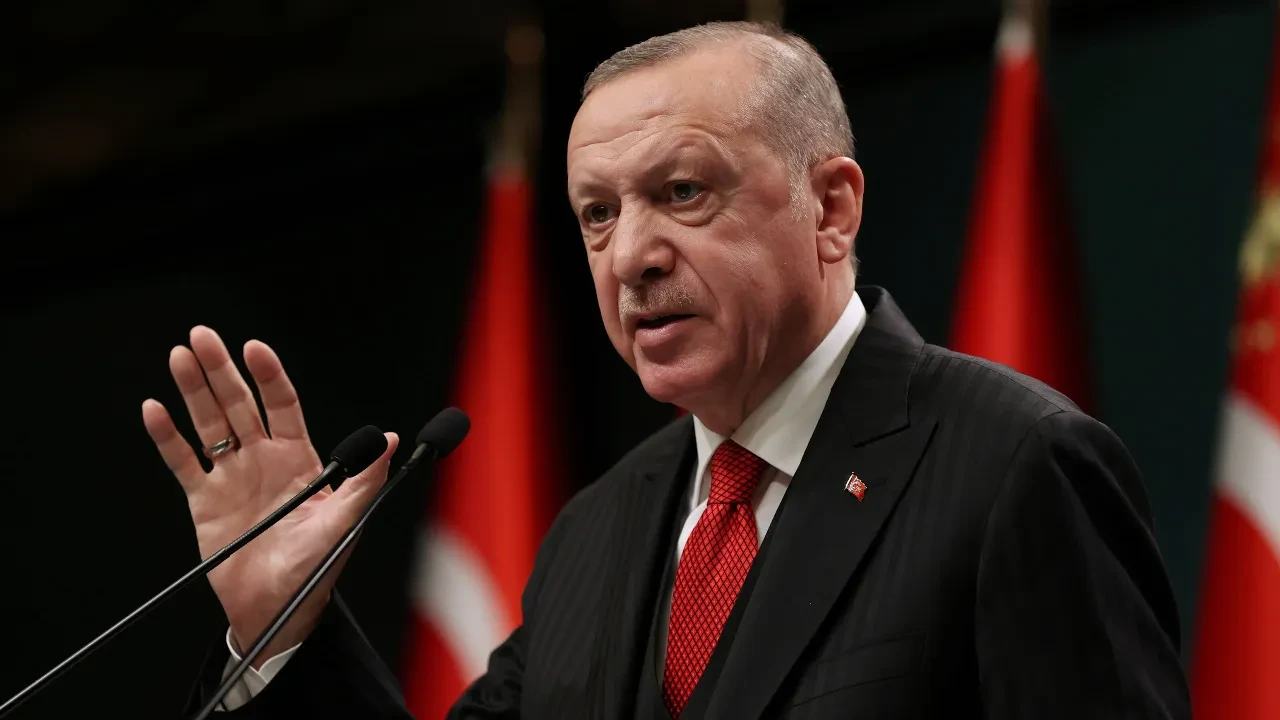 Son dakika | Erdoğan’dan polisin üstüne otobüs süren muhalefet şoförüne tepki! 'Şuursuz bir zihniyet' 