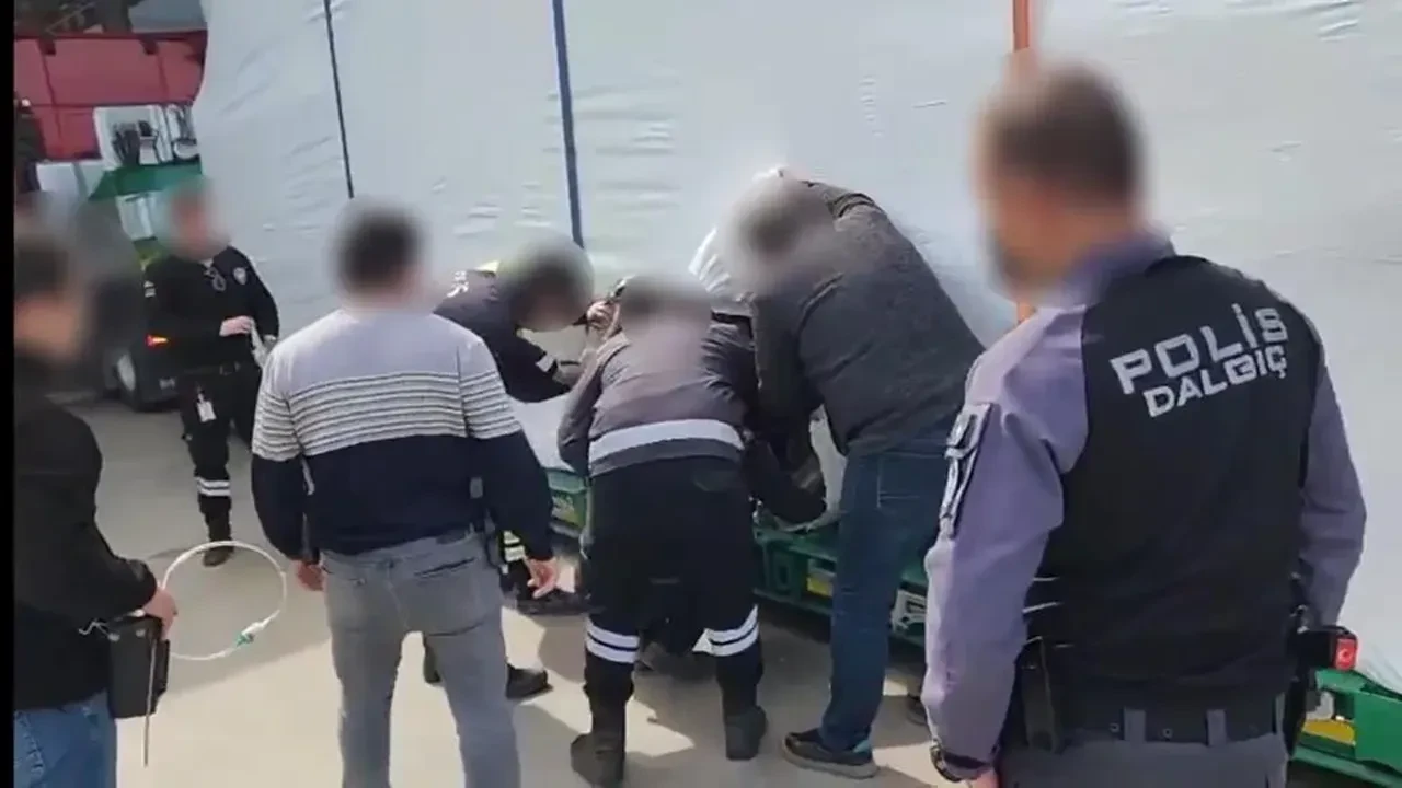 Yalova Ro-Ro Terminali'nden Fransa'ya kaçmaya çalışan şüpheliler yakalandı!