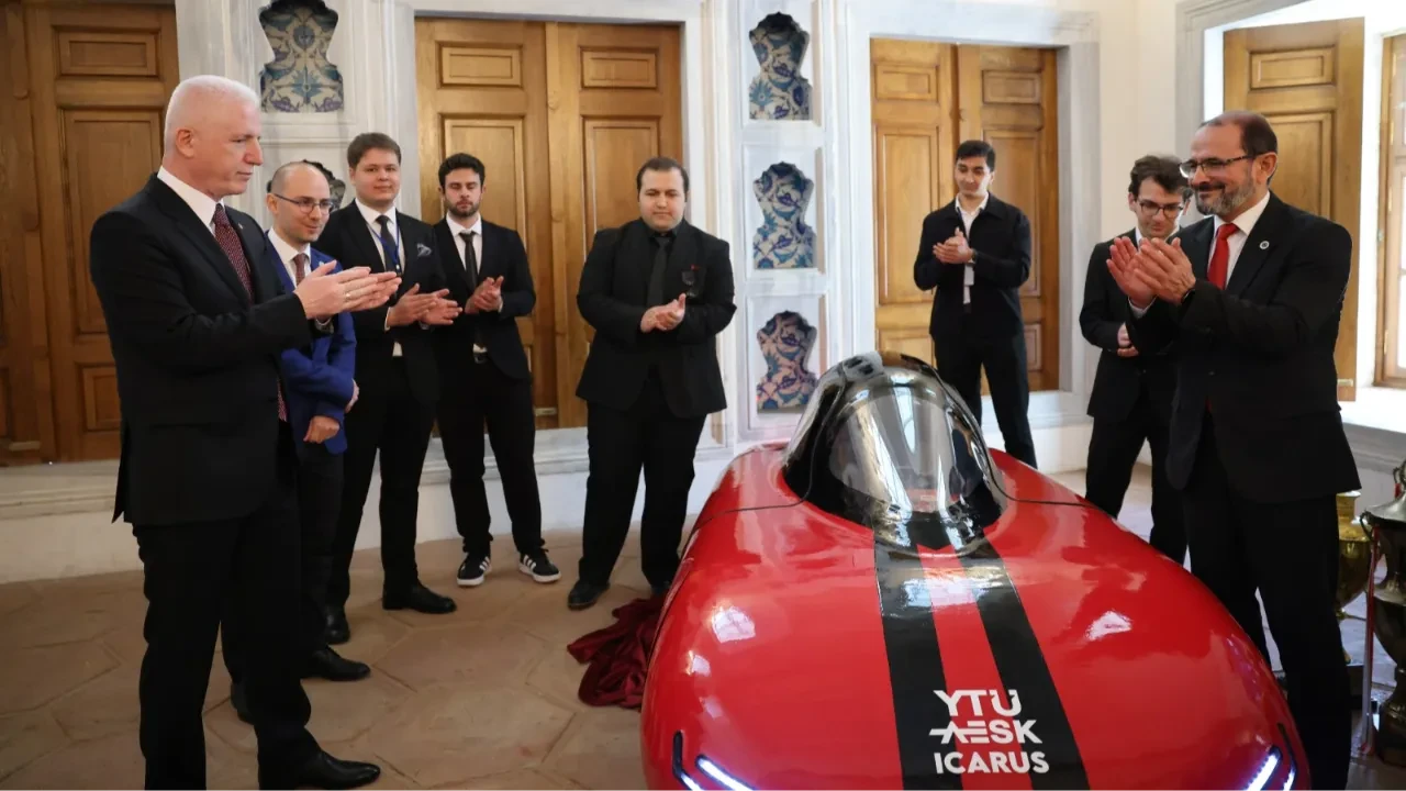 YTÜ’nün elektrikli yarış otomobili ICARUS Avrupa seferine çıktı