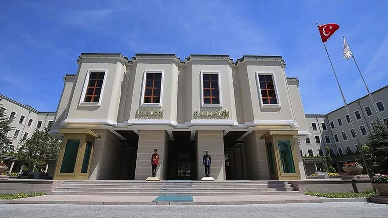 30 büyükşehir ilçesine vali mi atanacak? Bakanlıktan açıklama var