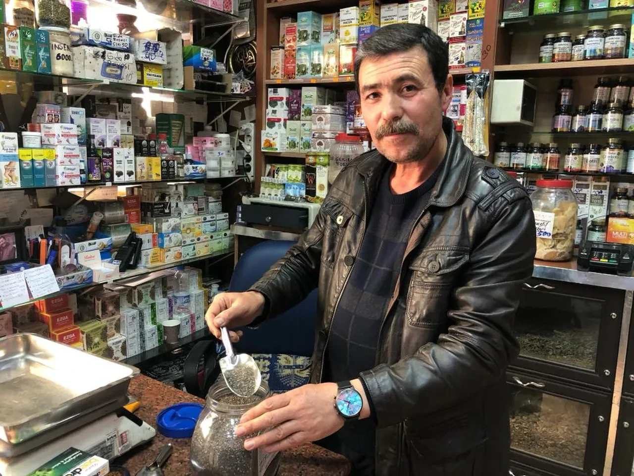 Bilinçsiz zayıflama ürünleri sağlık tehlikesi oluşturuyor