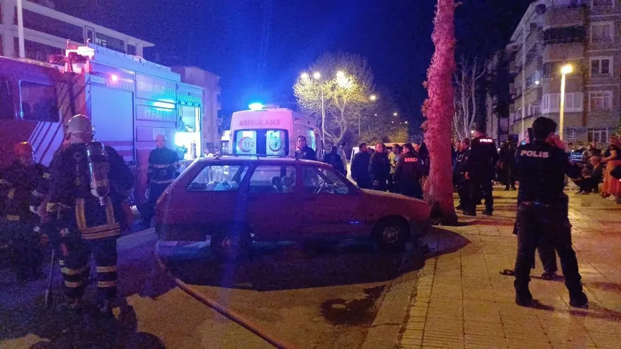 Çorum’da 5 katlı apartmanda yangın paniği